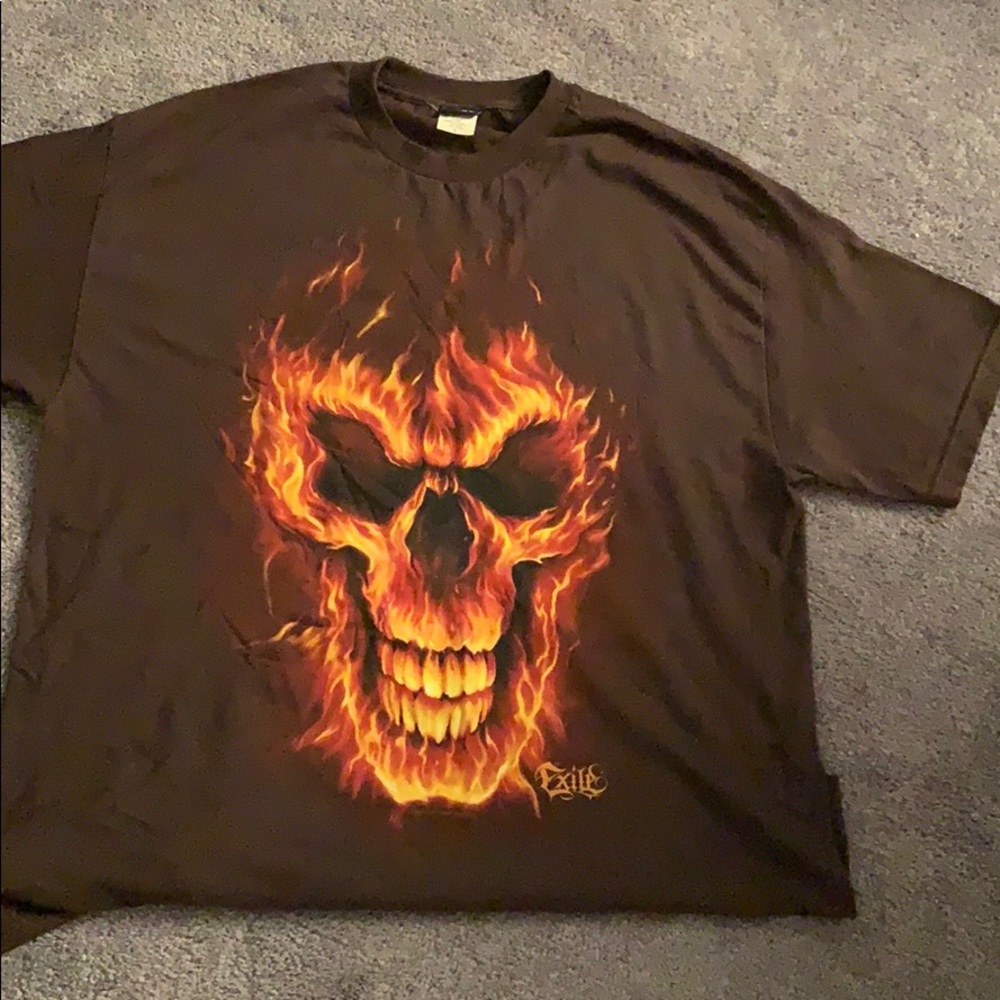 Tee shirt